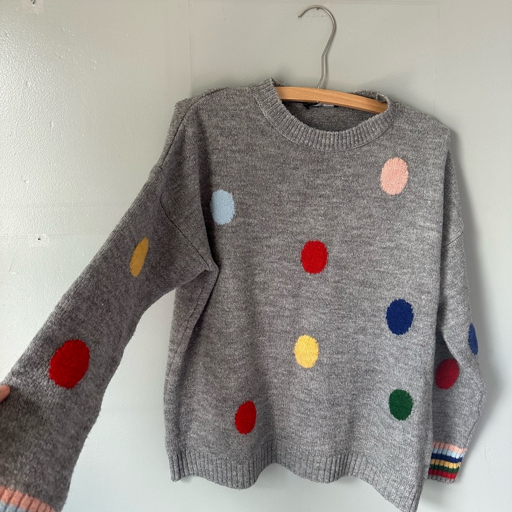 Colorful Sweater - Picture 5 of 8